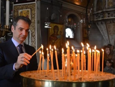 Στην Τήνο για την πρώτη Ανάσταση ο Κ. Μητσοτάκης